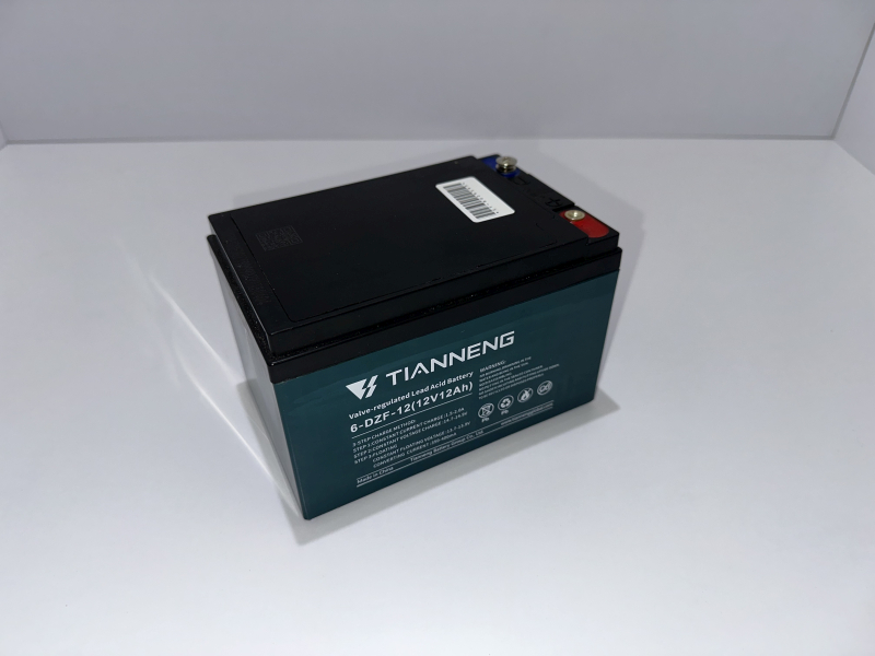 Elektromos Kerékpár / Robogó Alkatrész: 12V 12Ah Akkumulátor