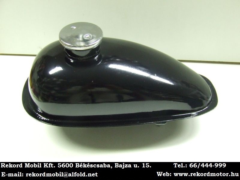 Dongó Motor Tank (Tanksapkával)