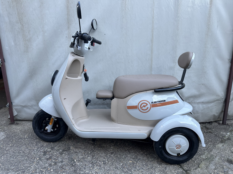 Polymobil E-MOB 40/A Elektromos Háromkerekű Jármű (Kék-Szürke)